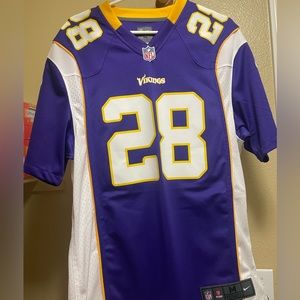 Minnesota Vikings Nike On-Field Jersey. Adrian Peterson #28. Adult Medium
